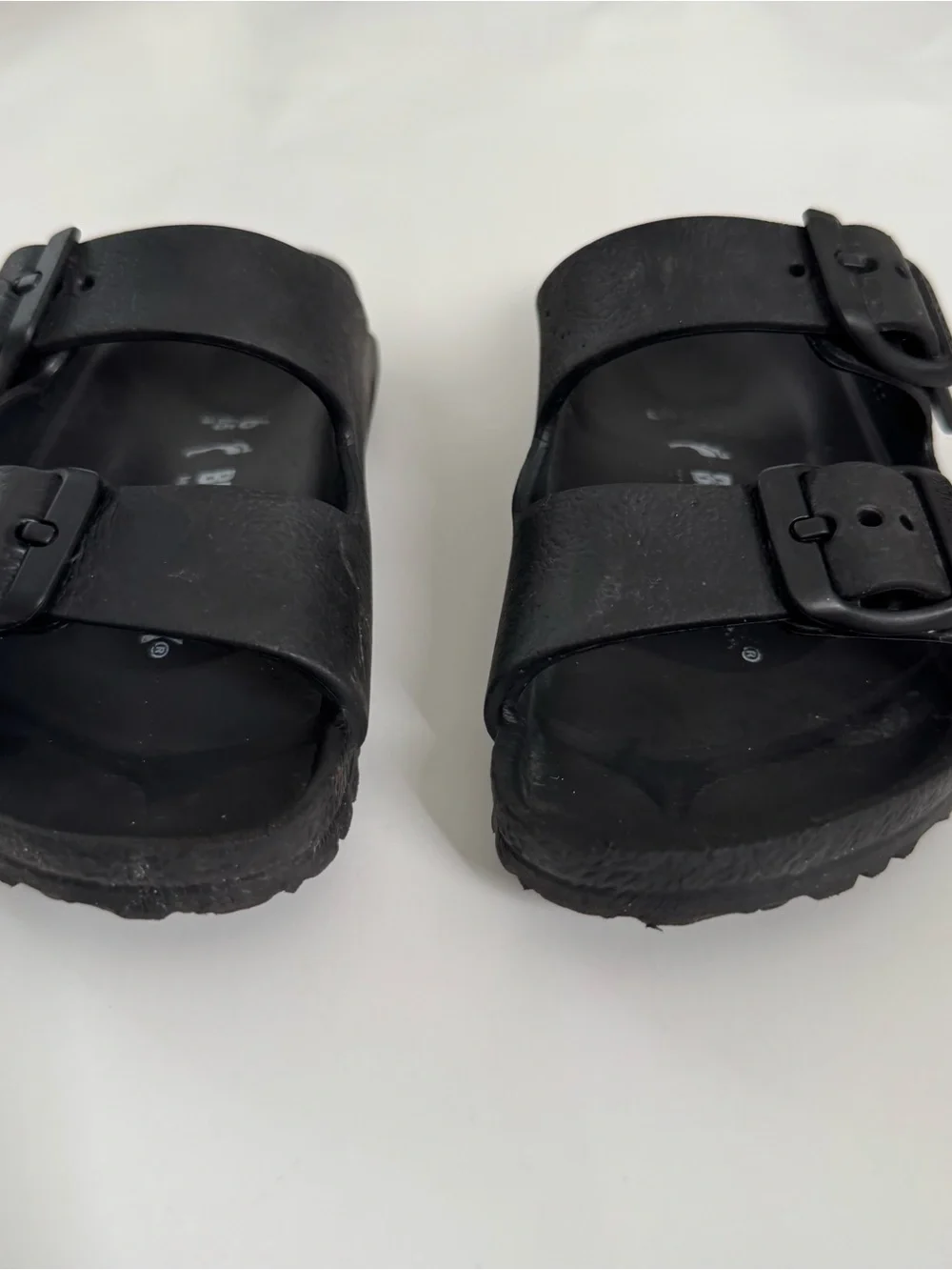 Birkenstock black sandals toddler 9